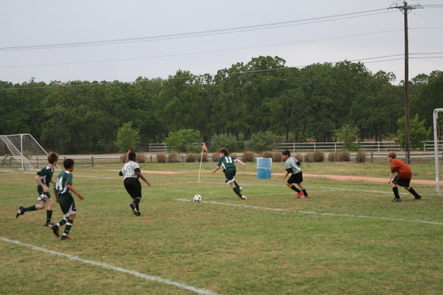 2011/04(April)/soccer/640x480_2011-04-30-Soccer Tournament-85.JPG